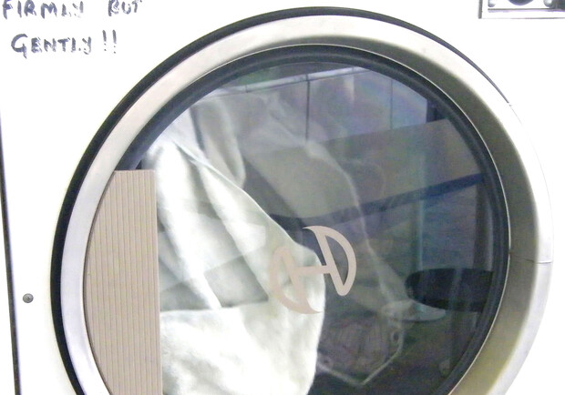 Подарком детворе стала стиральная машина и запас стирального порошка к ней. Фото <a href=http://www.sxc.hu/browse.phtml?f=download&id=1000123>www.sxc.hu</a>.