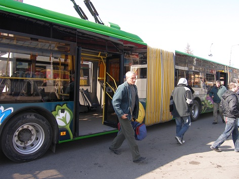 На популярные маршруты сегодня вышли новые троллейбусы. Фото автора.