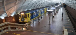 В Харьковской подземке снова сократили интервалы между поездами