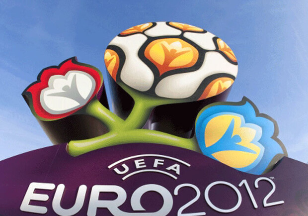 На подготовку к Евро-2012 выделят 200 миллионов гривен. Фото <a href=http://www.yuga.ru/media/euro-2012-logo.jpg>yuga.ru</a>.
