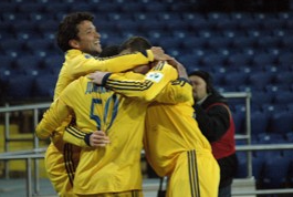 У игроков "Металлиста" после первого гола в новом сезоне радости не было предела. Фото с сайта most-kharkov.info