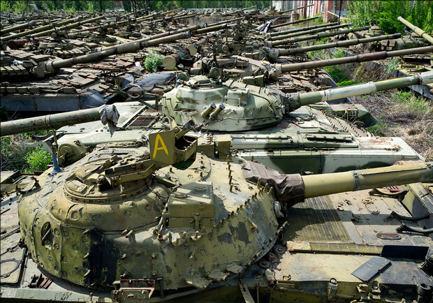 К моменту развала СССР на заводе ремонтировали около 60 танков и 55 двигателей в месяц. Фото Павла ИТКИНА.