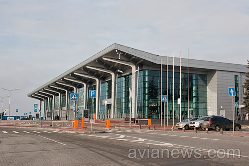 Как выглядит внутри аэропорт "Харьков". Фото: avianews.com.