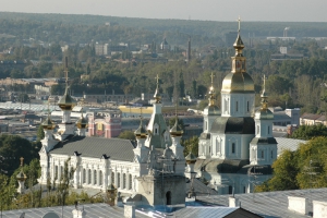 Приложиться к мощам можно в Свято-Покровском мужском монастыре. Фото: городской совет. 