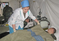 Врачи готовы помочь всем нуждающимся. Фото с сайта mil.gov.ua.