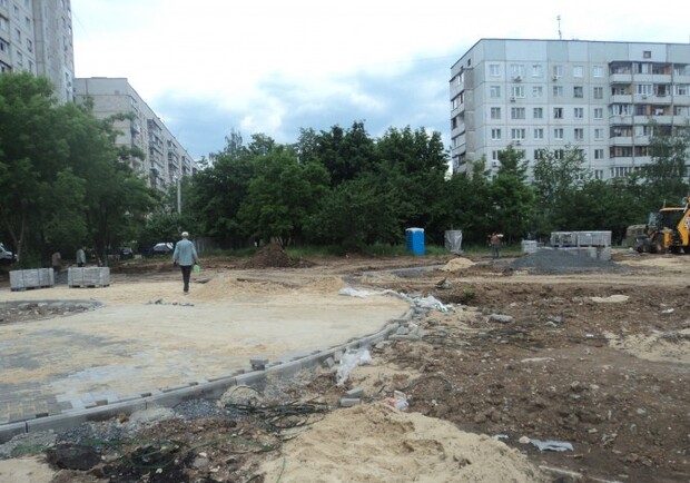 Новость - Транспорт и инфраструктура - Территорию возле новостроек на Алексеевке приведут в порядок