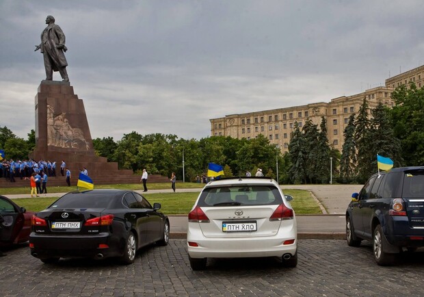 Новость - Транспорт и инфраструктура - За номера "ПТН ПНХ" в Харькове будут штрафовать