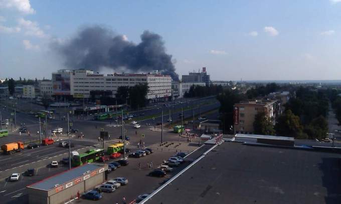 Пожар напугал горожан. Фото: Харьковфорум.