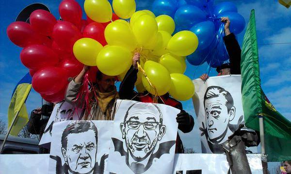 Новость - События - Харьковчане празднуют годовщину побега Януковича