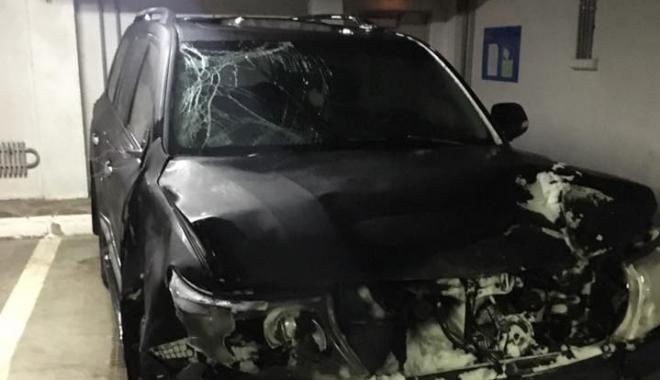 Новость - События - Машина перевернулась: экс-депутат Андрей Лесик попал в аварию