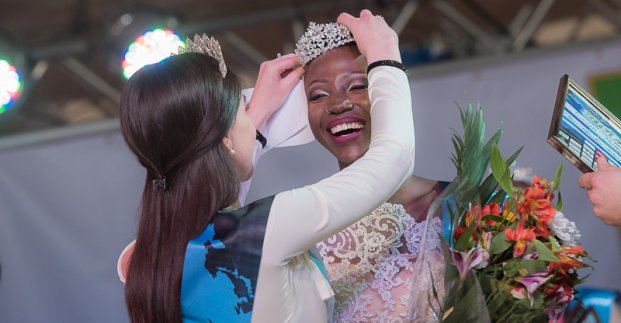 Новость - Досуг и еда - Красота по-харьковски: представительница Африки победила в многонациональном конкурсе