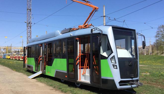 Новость - Транспорт и инфраструктура - Мы из будущего: в Харькове презентовали новый трамвай