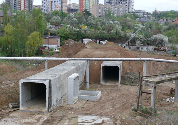 После заврешения строительства метро до Одесской могут приступить к ветке подземки до 602-го микрорайона. Фото: architect.photo.tut.ua