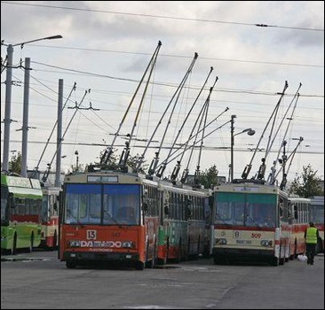 Городской электротранспорт не сдвинется с места, пока работникам не выплатят всю зарплату. Фото mignews.com.ua.