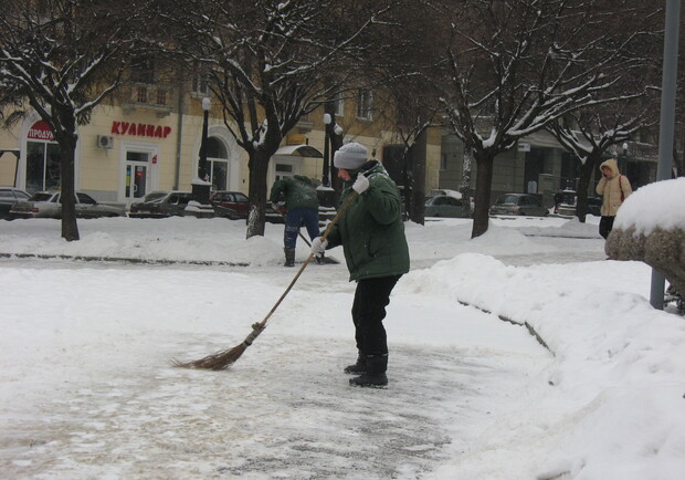 Харьковчане неудовлетворенны работой коммунальных служб города. Фото автора.