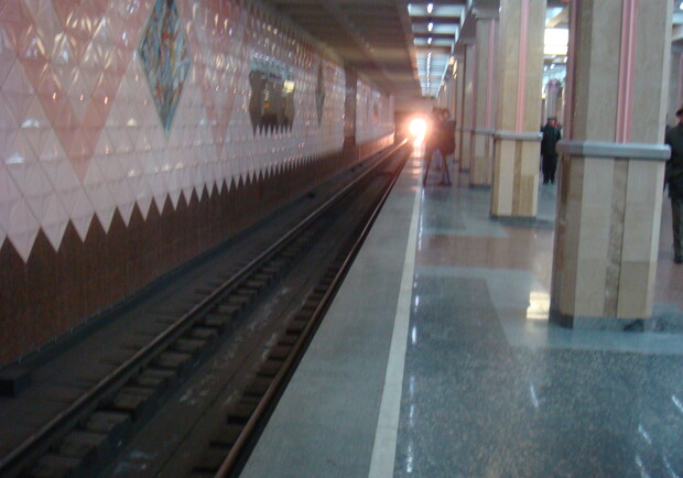  Фото автора. В Харьковском метро не хватает поездов. 