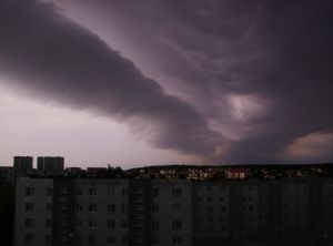 Сегодня сильный ветер пощекочет нервы украинцам. Фото с сайта www.sxc.hu