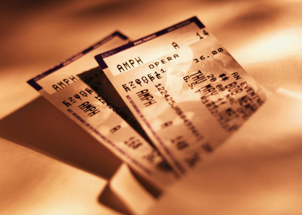 Билеты в театр можно выирать, ответив на один вопрос. Фото <a href=http://www.sxc.hu
>http://www.sxc.hu
</a>.