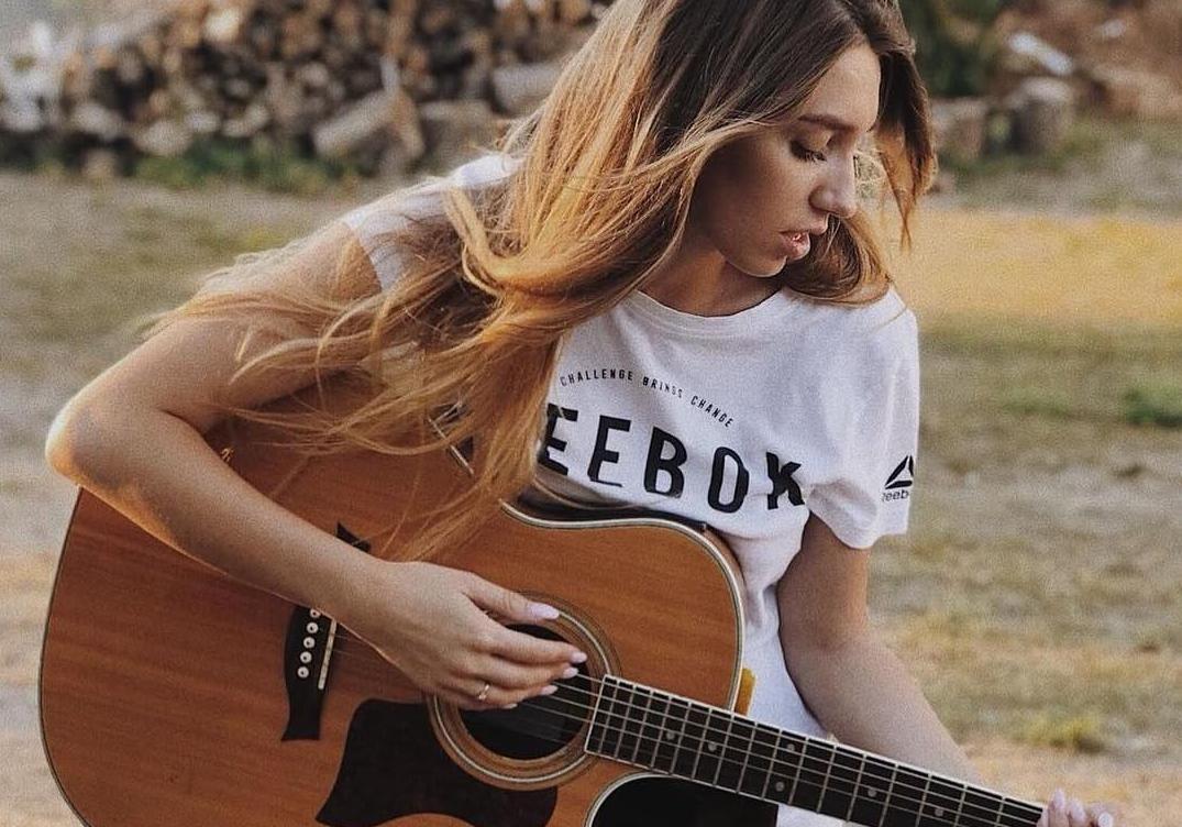 Спела с кумирами: 19-летняя днепрянка попала в 