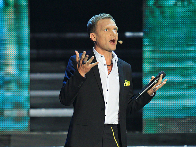 Новоиспеченный дизайнер Олег Скрипка шьет хипстерскую одежду и готовится к модному показу