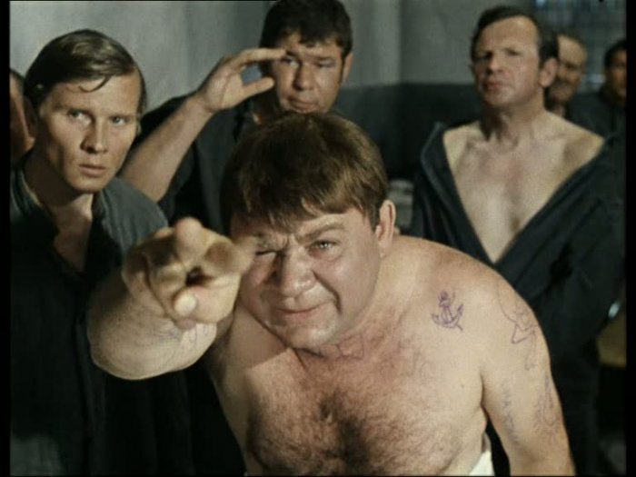 Вечер пятницы у ТВ: пересматриваем 