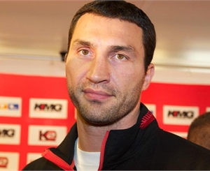 Владимир Кличко побеждает Жан-Марка Мормека