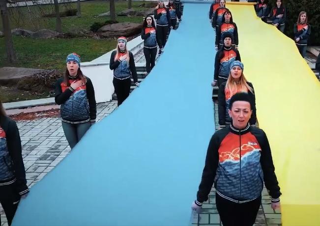 Патриотично: днепряне сняли трогательное видео ко дню рождения Гимна Украины