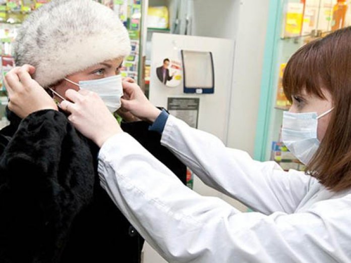 В аптеках Харькова выросли цены на маски и антисептики. Фото: ukranews.com