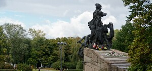 В киевском метро появятся графические указатели с Бабьим Яром