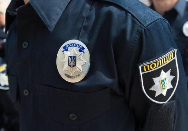 Избиение полицейских: в Харькове установили подозреваемых в нападении фото