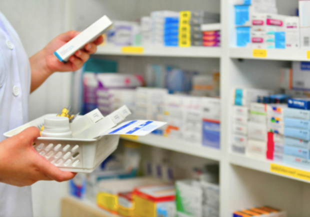 Получи ответ: есть ли в аптеках Днепра парацетамол