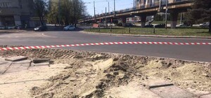 Ремонтували тротуар: на Володимира Великого виявили вибухівку