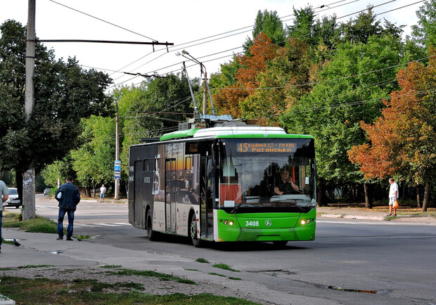 Смотри маршрут: троллейбусы №45 и 46 возобновляют движение по Московскому проспекту фото