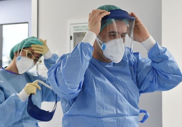 Смерть от коронавируса: действия врачей областной "инфекционки" проверит комиссия фото