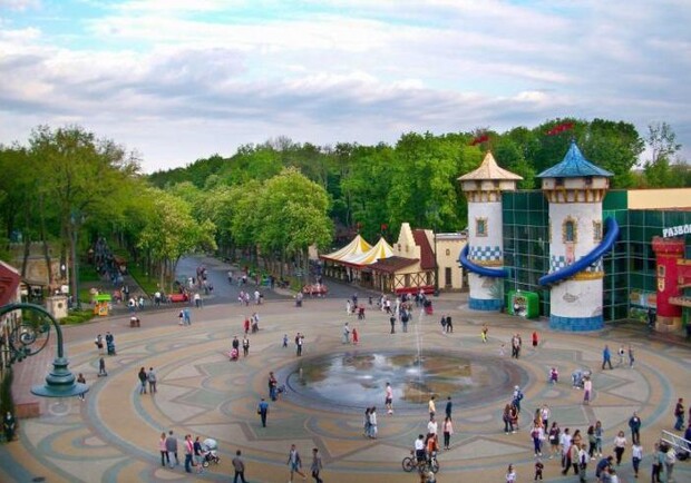 В парке Горького появится новой аттракцион и инклюзивная детская площадка. Фото: lenta.kharkiv.ua