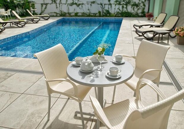 Голодным не останешься: семь отелей в Одессе с завтраком и ужином 