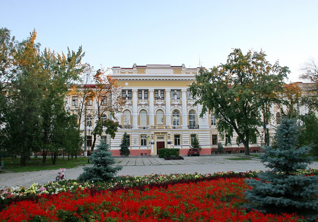 Харьковский апелляционный суд изменил режим работы. Фото: uk.wikipedia.org