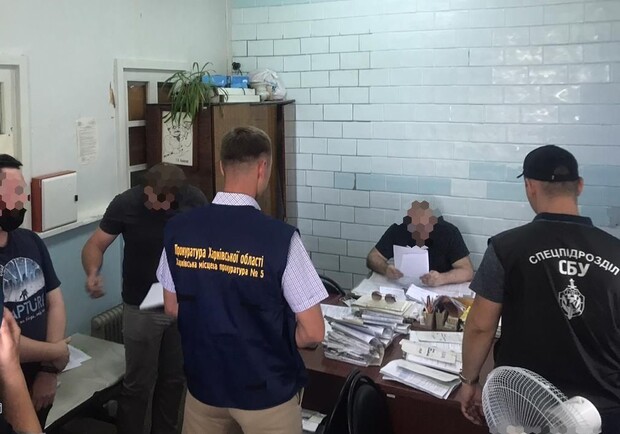 В Харькове глава медкомисии вымогал деньги за группу по инвалидности. Фото: khar.gp.gov.ua