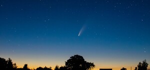 Можно увидеть раз в шесть тысяч лет: над Одессой заметили редкую комету 