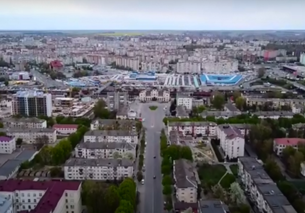 У центрі Луцька прогриміли вибухи 