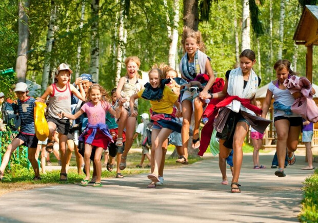 В Украине с 1 августа заработают детские лагеря. Фото: todaykhv.ru