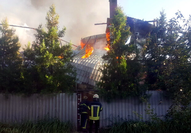 В Харькове горел швейный цех. Фото: kh.dsns.gov.ua