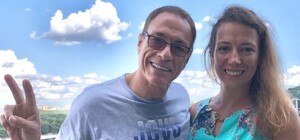 Рассекретили по фото: Ван Дамм поселился на Почтовой площади