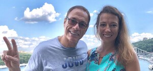 Вот это да: в Киеве заметили Жан-Клода Ван Дамма с девушкой из Кривого Рога