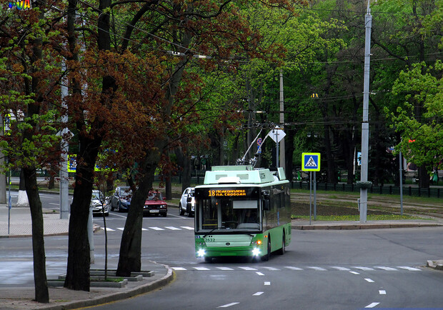23 августа троллейбусы и автобусы в Харькове изменят маршруты. Фото: gortransport.kharkov.ua