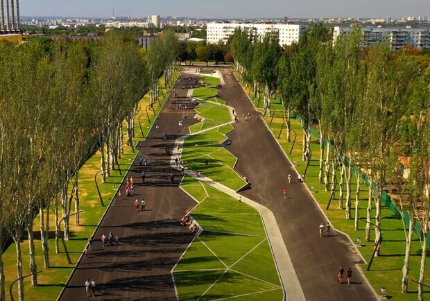 Парк Победы на Салтовке страдает от вандализма. Скриншот из видео
