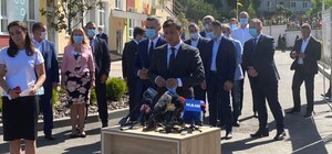 Опережаем большинство областей: Зеленский похвалил Харьковскую область