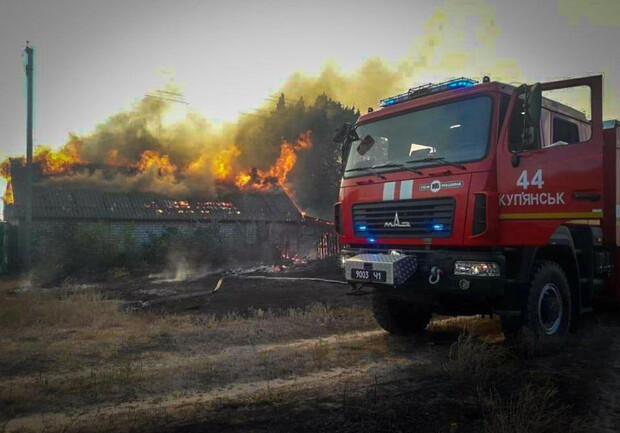 Огнем охвачено 500 гектар: пожар полностью уничтожил село Горобовка под Харьковом - фото