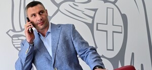 Позвони, чтобы забрать: Кличко ищет владельца найденного смартфона