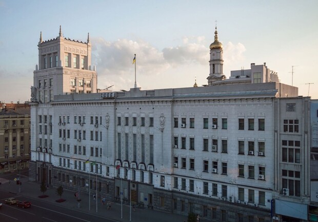В Харькове перенесли сессию горсовета. Фото: 5.ua